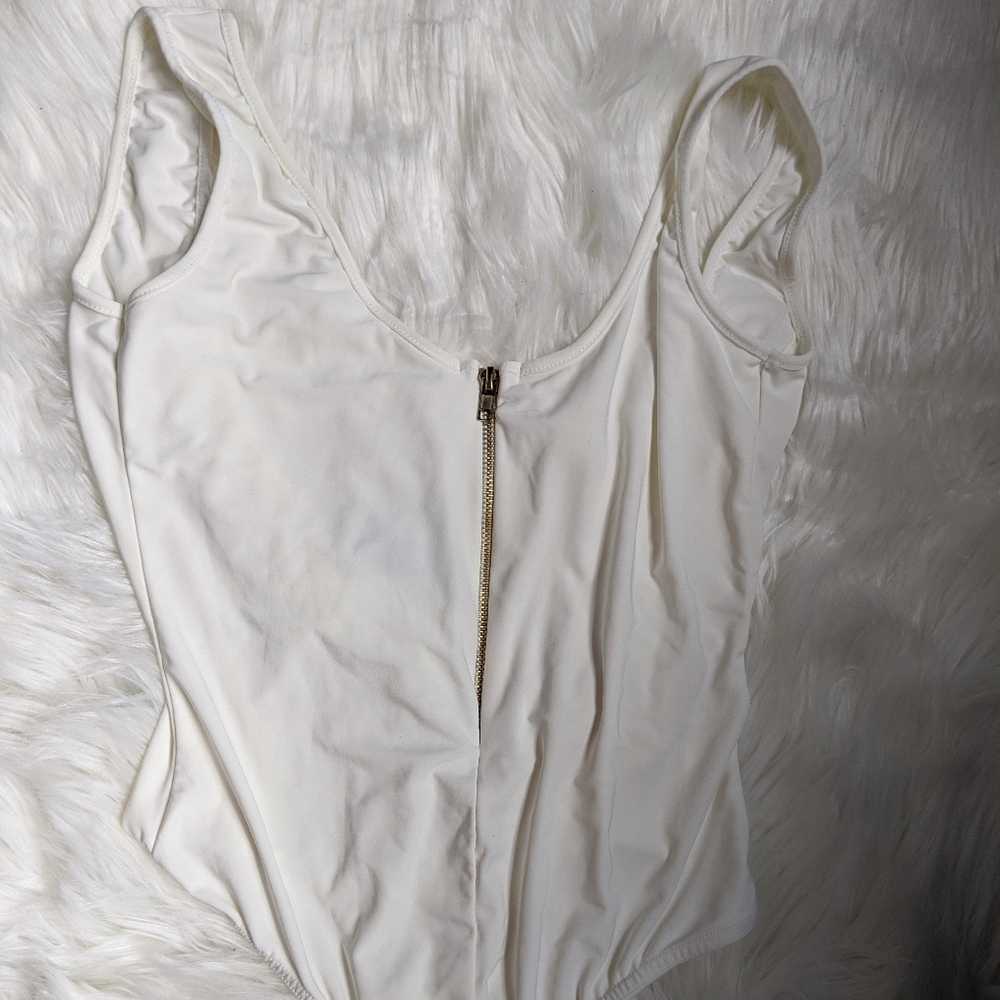 PrettyLittleThing White scoop back bodysuit